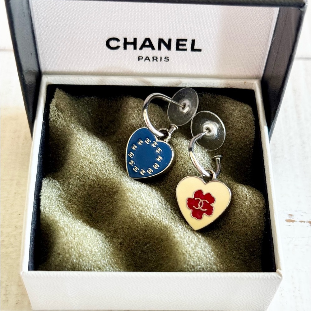 Chanel Silver-Plated Flag Heart Earrings